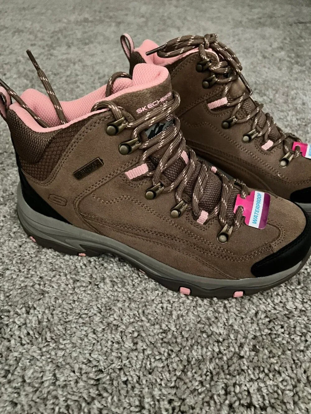 Skechers Women's Trego - Rocky Mountain Hiking Boot Brown/Tan 9